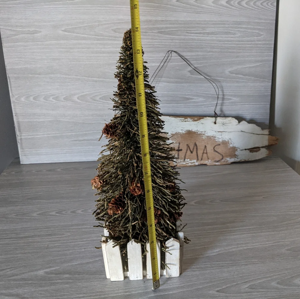 Handmade Rustic Barn Wood Christmas Sign & Tree